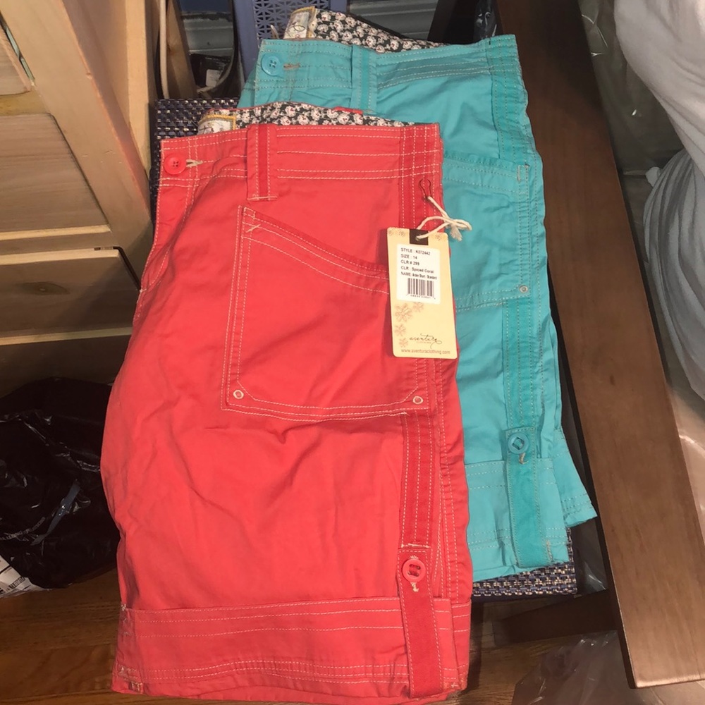 NWT 2-for-1 Aventura Arden shorts 14
